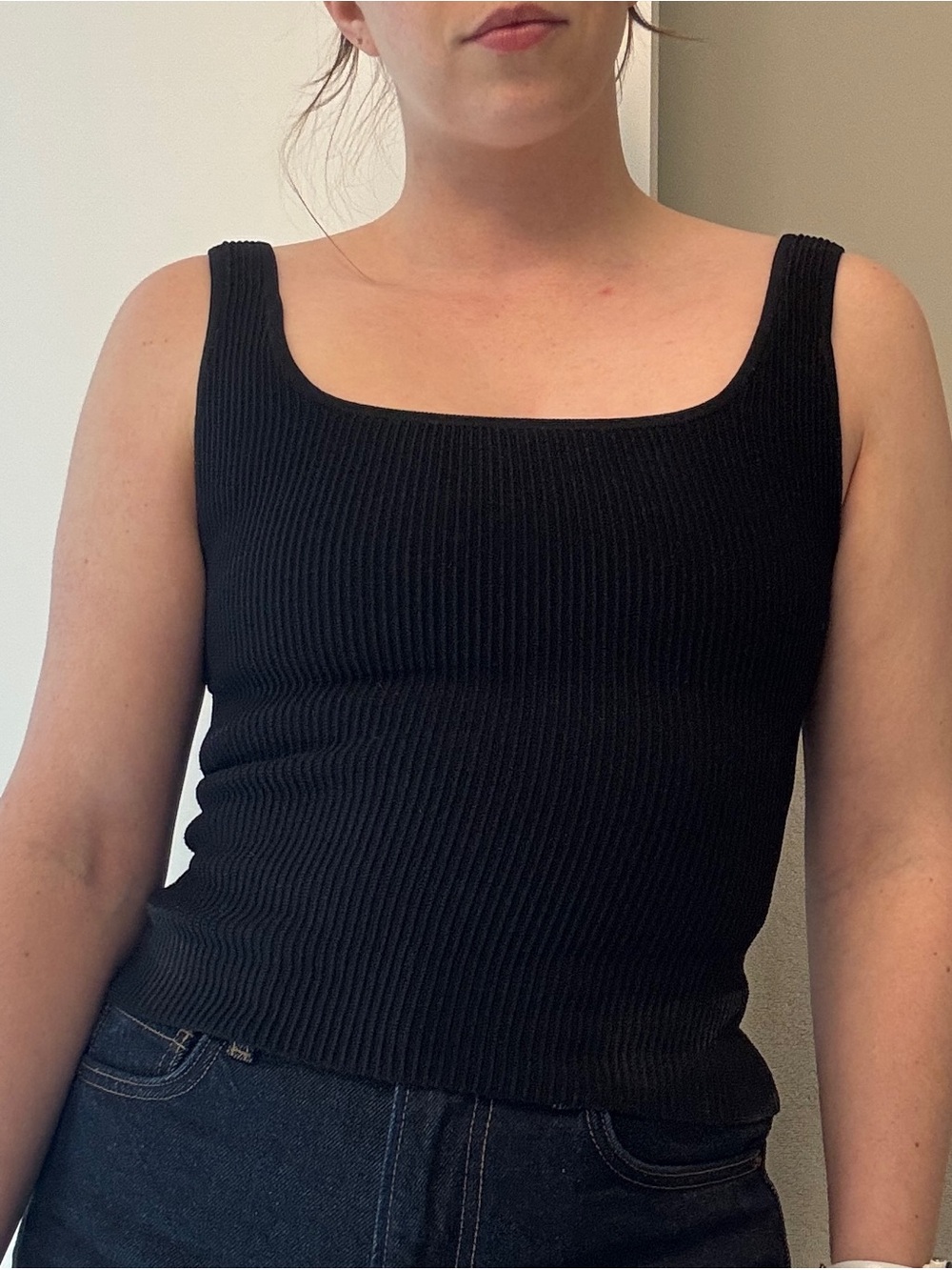 Aritzia Babaton Sculpt knit Square-Neck Tank Top - Black